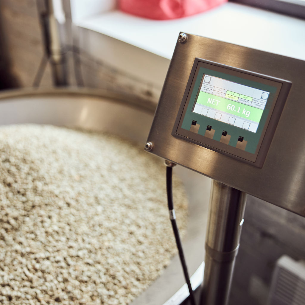 Industrial drum scale with digital display